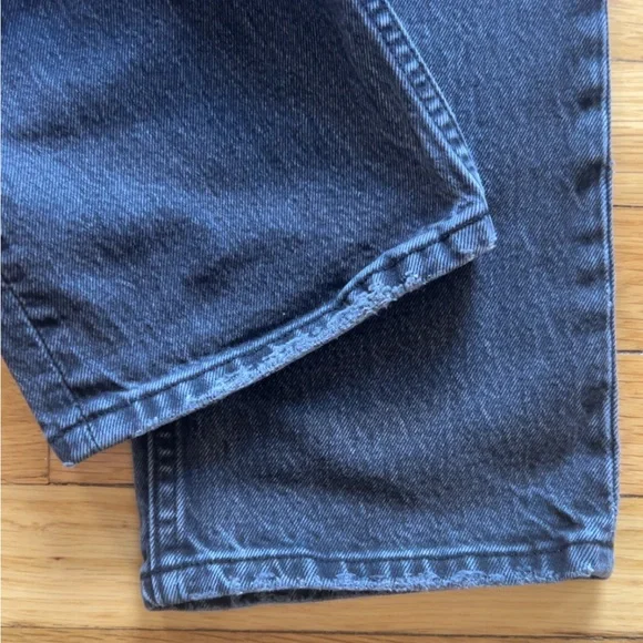 Abercrombie & Fitch The 90s Straight Ultra High Rise Jean 28L - Picture 3 of 5